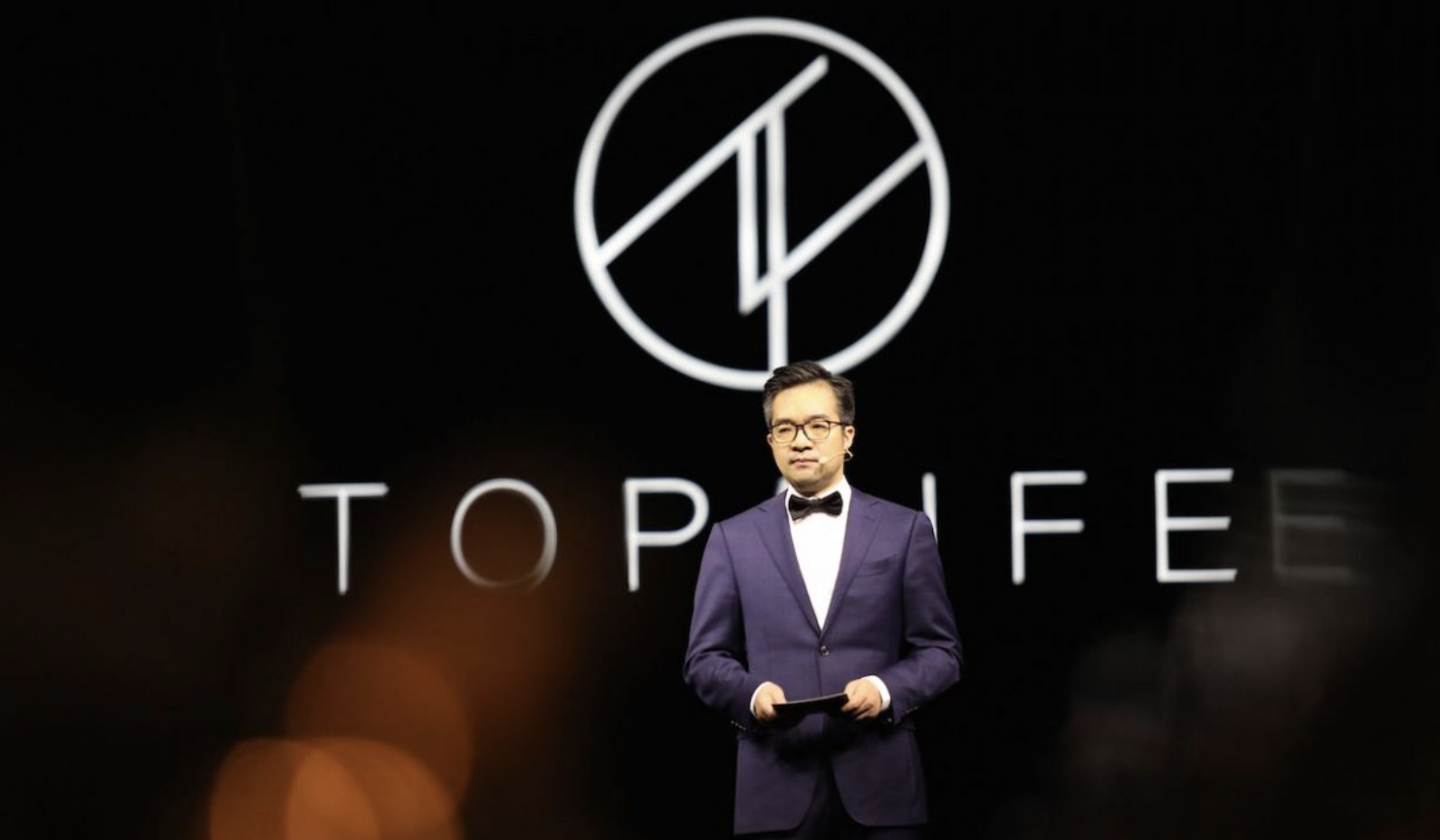 JD.com moves to high-end fashion(Take Advantage)